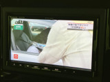 停車中には、TV番組や動画コンテンツを楽しめます。長距離移動の際に、リラックスした時間を過ごせる便利な機能です。