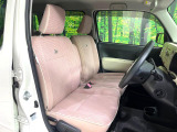 運転席シート廻りは使用感も少なく、良好な状態となっています。丁寧に使われていたことがよくわかりますね。