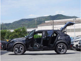 【中古車納車整備】専任メカニックによる2年定期点検相当の67項目の点検整備をご納車前に実施。主要な消耗部品は、点検の上必要であれば交換してご納車致します。