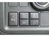 進化を続けるトヨタの先進の予防安全パッケージ「トヨタセーフティセンス」を装備しています。安全機能の詳細は販売店スタッフまでおたずねください。機能を過信せず、必ずご自身で安全運転を行ってください。