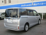 車庫入れは目視とバックカメラで確認しながらお願い致します。