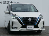 LEDヘッドライト ハイビームアシスト・ヘッドランプをハイビームにして走行中、前方の対向車や先行車がいたり、明るい場所を走行すると自動でロービームになります。