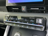 オートエアコンで快適な室内です。