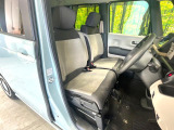 運転席シート廻りは使用感も少なく、良好な状態となっています。丁寧に使われていたことがよくわかりますね。
