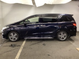スライドドアなら狭い駐車場でもドアをぶつける心配がありません。ステップが低く乗り降りもしやすいです。
