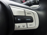 Hondaセンシングの機能のひとつ、アダプティブクルーズコントロール付!アクセルから足を離しても設定したスピードと前車との車間を保ち走行してくれます!車線維持もアシスト☆高速道路で疲労軽減ですね☆