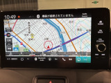 アップルカープレイ・アンドロイドオート対応純正ナビ搭載です。知らない道も安心ですね!