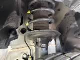 お車を安心してお乗りいただく為には、足回りの定期点検が欠かせません。サービスサポート(有償保証)では無料点検もご提供しており、安心のカーライフをお過ごしいただけるサポート体制が整っています。