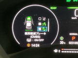 ホンダが推し進める総合先進安全装備のセンシング搭載! 衝突や斜線はみだしなどの危険が予測される時、センサーが警告。ヒューマンエラーを高度先進技術が補完してくれます。