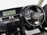 ★使いやすさや安全性を追求したステアリング周り!高級車ゆえにスイッチ類が多いのも特徴ですね!考え尽くされた配置ですぐに使いこなす事が出来ますのでご安心下さい!是非、体感してみて下さい!!
