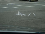 カラーヘッドアップディスプレイ付き。少ない視線移動で情報を確認できるので、運転の疲労軽減に繋がりますよ♪