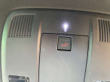24時間いつでもネットワークにつながる車載通信機「コネクティッドサービス」を標準装備。オペレーターによる緊急時のサポートやスマホアプリによる車両状態確認や一部機能の遠隔操作等を行なうことが可能です。