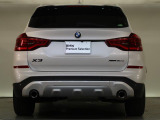 BMWのお車は、走行の安定性とコーナリングの良さを追求し、思い通りにハンドルの操作可能です。試乗車もご用意しておりますので、ぜひ&ldquo;駆け抜ける歓びをご体感ください!