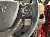 クルーズコントロールを装備しています。高速道路などで一定の速度で走ってくれるので運転が楽ですよ!速度を設定できますので、スピードの出しすぎにも注意できます。