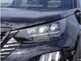 【ヘッドライト】省電力で長寿命の明るく運転しやすいLEDヘッドランプです。明るく照らすので暗い夜道からお客様を守ってくれます。