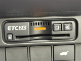 【ETC2.0(DSRC)】ETCカードを挿入すれば料金所はノンストップで通過できます。ETC限定の割引や、高速道路の情報提供サービスを利用できます。