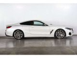 8シリーズ M850i xドライブ 4WD 