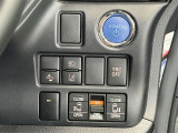 先進の安全装置が装着されています。詳しい機能についてはスタッフまでお問合せください。