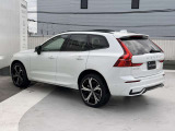 ドア・オープニング・アラート自車後方から接近するサイクリストやスクーターをリアレーダーで検知し、乗員が不用意にドアを開けようとした際に警告音で知らせる安全機能です。