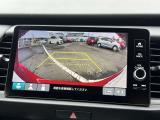 バックカメラ搭載なので後方時に車体後ろが確認出来る為、運転の苦手な方やたまに乗る方でも安心して車庫入れが出来ます☆