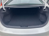 日常の使用に十分な広さの荷室です♪簡単な操作でシートアレンジもできます♪