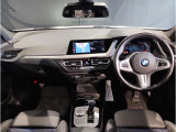 アウトバーンでの走行を見据えたBMWのブレーキシステムはもしもの時にもいち早くマシンを停止してくれます。