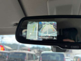 サイドブラインドモニターで狭い道のすれ違いも安心です♪