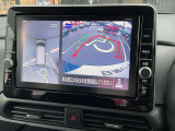 [アラウンドビューモニター]車両を上から見たようなカメラで周りの障害物などが一目瞭然!駐車が苦手な方でも、らくらく駐車♪