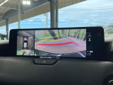 【360&deg;ビューモニター】専用のカメラにより、上から見下ろしたような視点で360度クルマの周囲を確認することができます☆死角部分も確認しやすく、狭い場所での切り返しや駐車もスムーズに行えます。