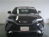 走りと実用性を両立した人気SUV!高い走行性能と広い室内で、あらゆるシーンに対応出来るモデルです。