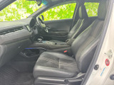 ドライバー視点からの眺界が広く、運転しやすい環境です。操作しやすい配置が、安全運転をサポートします。