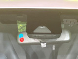 【トヨタセーフティセンス】走行中に前方の車両等を認識し、衝突しそうな時は警報とブレーキで衝突回避と被害軽減をアシスト。より安全にドライブをお楽しみいただけます。