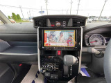 9型パイオニアナビ採用。広い画面でルート案内が見やすく快適。エンタメ機能も充実した頼れる一台です。