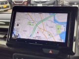 【ナビ】社外ナビゲーション搭載。実動ではございますが、保証対象外となります。別途費用にて最新のナビゲーションへの変更も承っております。お気軽にお問い合わせくださいませ。