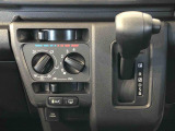ATシフトで運転も楽々です。