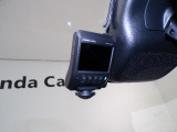 今や必需品となったドライブレコーダーも装着されています。運転中の記録を録画してくれます、万が一の時にドライブレコーダーがあれば安心です!
