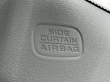 アクセルから足を離しても設定したスピードを保ち走行し、高速道路での疲労軽減に役立つクルーズコントロール付きです!