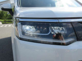 明るいLEDヘッドライトで、夜道も安心して運転して頂けます。
