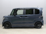 【コーティング/ガードコスメSP】好評のコーティング施工で愛車のボディをケアしませんか?紫外線や酸性雨等の劣化によって塗装面の光沢の消失や塗装の剥離を防ぎます!