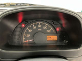 充実の装備が揃った中古車で快適なカーライフを。豊富な機能で便利さを追求し、使いやすさと安心感を提供します。安全性と快適性を追求した整備済み車両で、心地よいドライブをお楽しみください。