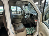 運転席画像です。ゆったりと運転出来ます★