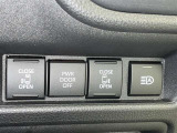 両側電動スライドドアで狭い所でも乗り降り楽々です!