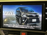 【大画面ナビ】人気の大型10インチナビを装備。存在感のある大画面はインパクト大!ナビ利用時のマップ表示は見やすく、テレビやDVDは臨場感がアップ!いつものドライブがグッと楽しくなります♪