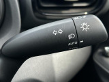 【 オートライト 】オートライトなのでライトの点け忘れを気にすることなく運転が出来ます♪//