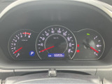 視認性の高いメーター類は、運転に必要な情報を的確に伝えます。運転状況を把握しやすく、安全運転をサポートします。