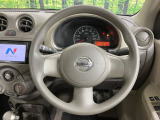 インテリアに合わせたデザインのステアリングは、運転される方のことも考え、運転しやすい形状、大きさです。是非一度、実際に触ってお確かめください。