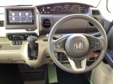 【Honda SENSING】いつもの道で、高速道路などで、安心・快適な運転を支援します。先進の安全運転機能システム搭載。