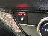 フロント両席にはシートヒーターが付いています!寒い日に便利な装備ですね。