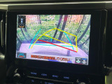 【バックカメラ】駐車時に後方がリアルタイム映像で確認できます。大型商業施設や立体駐車場での駐車時や、夜間のバック時に大活躍!運転スキルに関わらず、今や必須となった装備のひとつです!