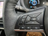 ステアリングスイッチ 手元でオーディオ操作やメーター内の車両設定を行えます!